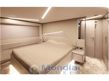 Pershing 7X - Gruppo Ferretti 7X