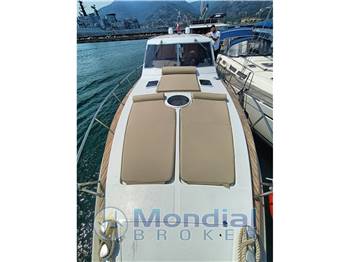 Cantieri di Loano BLIZZARD 43 - Central Agency