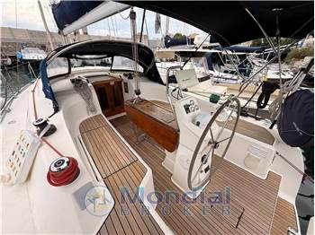 Bavaria 33 Cruiser