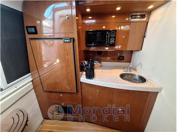 Regal Marine COMMODORE 3560