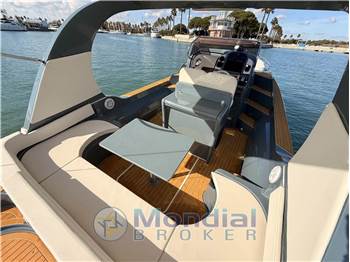 Revenger 28,70 Zeus Cabin