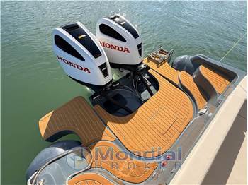 Revenger 28,70 Zeus Cabin