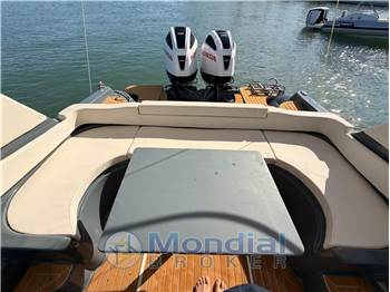 Revenger 28,70 Zeus Cabin