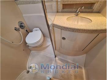 Regal Marine COMMODORE 3560