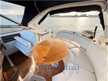 Regal Marine COMMODORE 3560