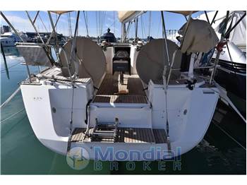 Dufour Yachts 425 Grand Large