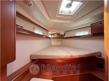 Beneteau OCEANIS 43