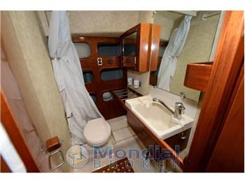 Amel Super Maramu 2000 Red Line