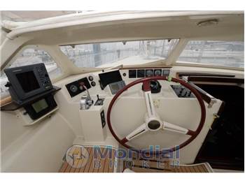 Amel Super Maramu 2000 Red Line