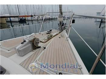 Amel Super Maramu 2000 Red Line