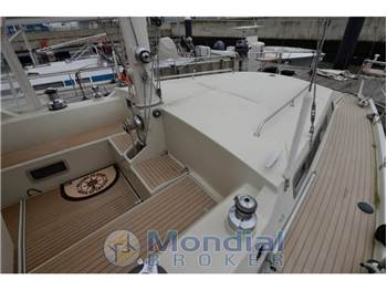 Amel Super Maramu 2000 Red Line