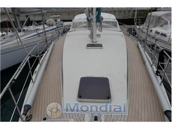 Amel Super Maramu 2000 Red Line