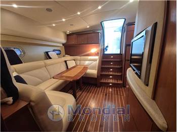 Tiara Yachts 4300 Sovran