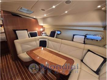 Tiara Yachts 4300 Sovran