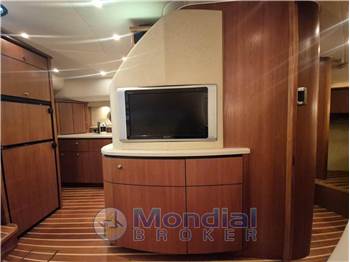 Tiara Yachts 4300 Sovran