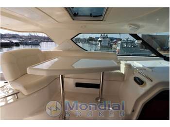 Tiara Yachts 4300 Sovran