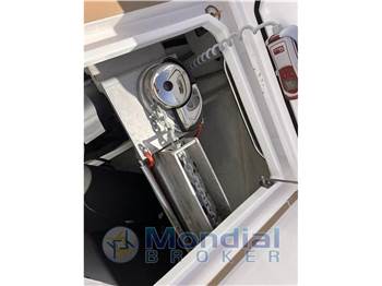 Cantiere del Pardo Pardo Yacht 38