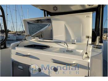 Wellcraft Marine 28 T-TOP