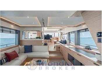 Beneteau Grand Trawler 63