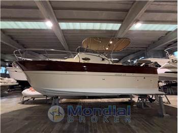 Cantieri Tirrenia Viveur 28 Cabin