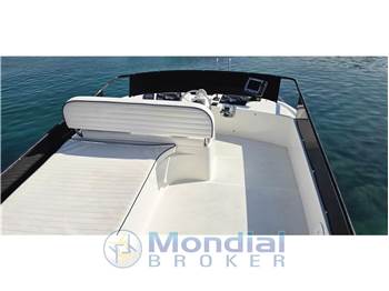Nautica Po SEA WORLD 34 FLY