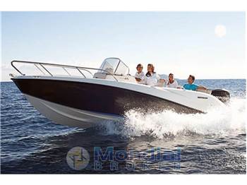 Quicksilver Activ 675 Sundeck