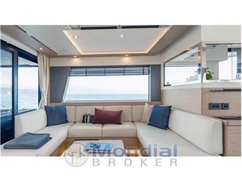 Beneteau Grand Trawler 62