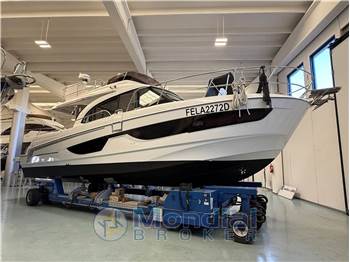 Beneteau Antares 11 OB Fly