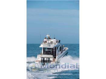 Beneteau Antares 11 OB Fly