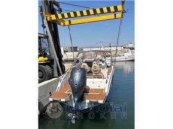 Sessa Marine KEY LARGO 26