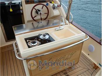 Cantieri Tirrenia Viveur 28 Cabin
