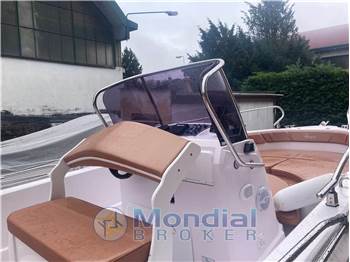 Ranieri International Voyager 19 S