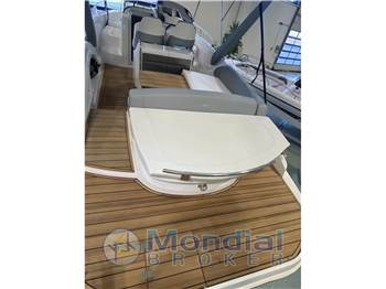 Sessa Marine KEY LARGO 27 INBOARD