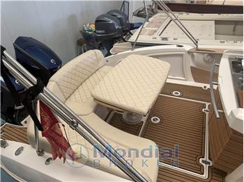 Sessa Marine KEY LARGO 30