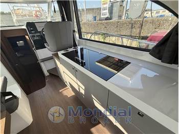 Beneteau Antares 11 OB Fly