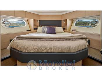 Beneteau Swift trawler 48