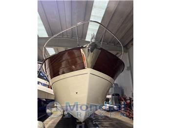 Cantieri Tirrenia Viveur 28 Cabin