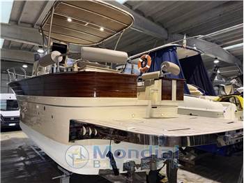 Cantieri Tirrenia Viveur 28 Cabin