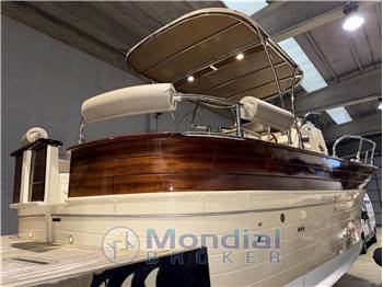 Cantieri Tirrenia Viveur 28 Cabin