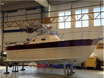 Cantieri Tirrenia Viveur 28 Cabin