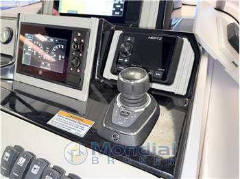 Ranieri International Next 330 LX