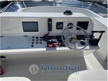 Uniesse marine 52 fly