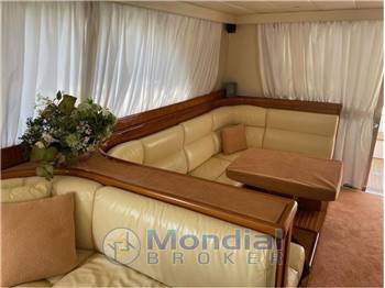 Uniesse marine 52 fly