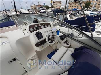 Larson 330 cabrio day cruiser