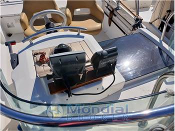 Sessa Key Largo 22 deck