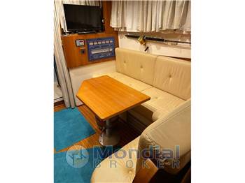 Cayman Yachts Cayman 30 fly