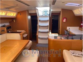 JEANNEAU 53