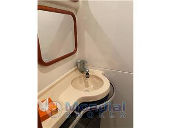 CHRIS CRAFT ROAMER 43