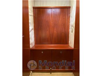 CHRIS CRAFT ROAMER 43