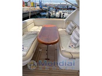 CHRIS CRAFT ROAMER 43